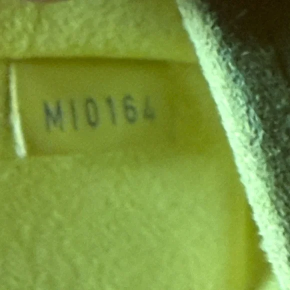 Louis Vuitton Epi Leather Alma PM Citron w/lock keys - Picture 13 of 13